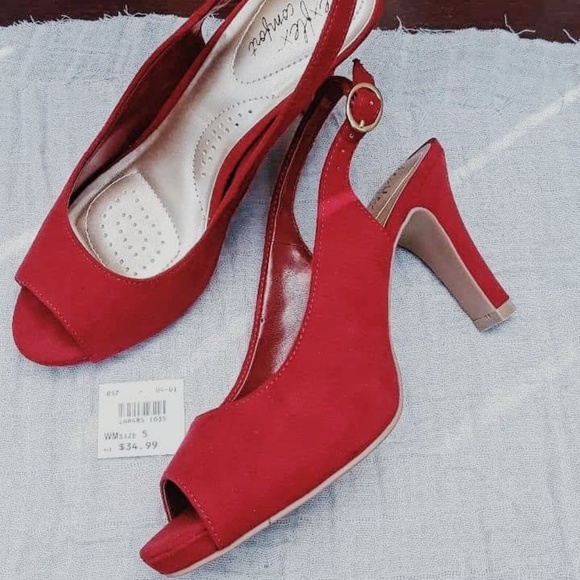 NWT Payless Dexflex Comfort Red High Heels Size 5 - Picture 11 of 11